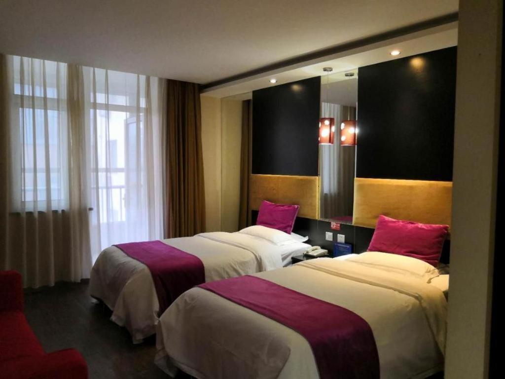 Super 8 Hotel Beijing New National Exhibition Yumin Street Kültér fotó