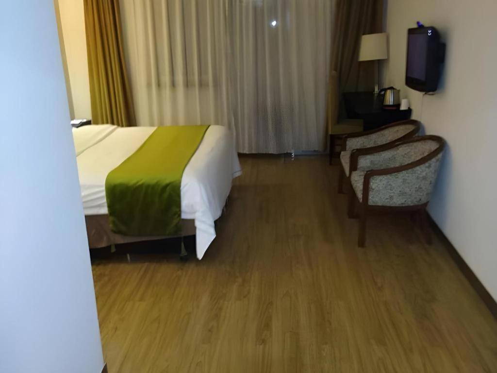 Super 8 Hotel Beijing New National Exhibition Yumin Street Kültér fotó